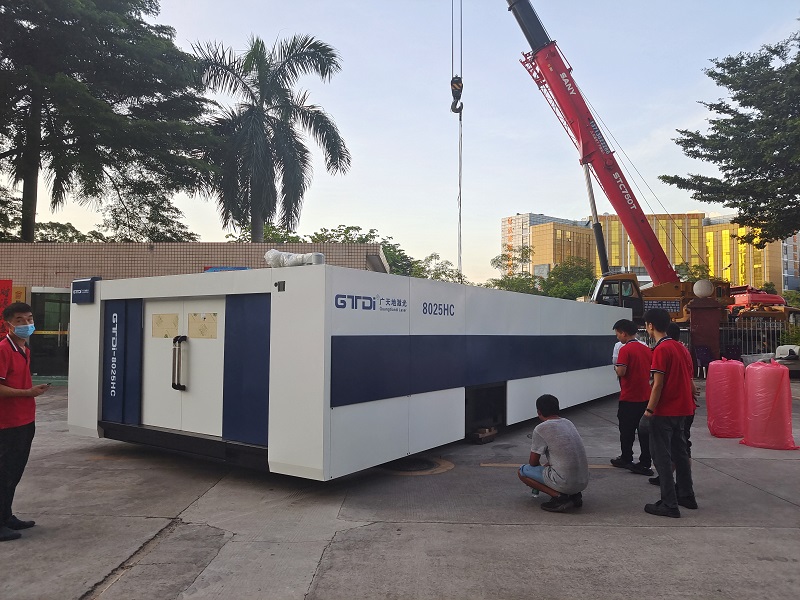 星空电子激光8025HC总线高功率12000W光纤激光切割机交付成功
